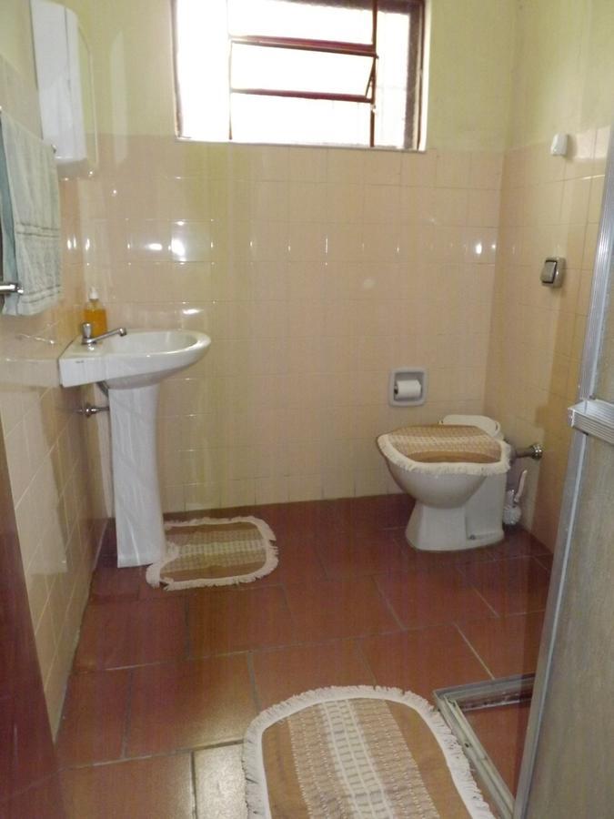 Hospedagem Santa Gertrudes Comensoli Cachoeira Paulista Exterior foto