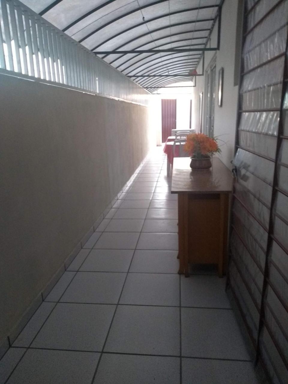 Hospedagem Santa Gertrudes Comensoli Cachoeira Paulista Exterior foto