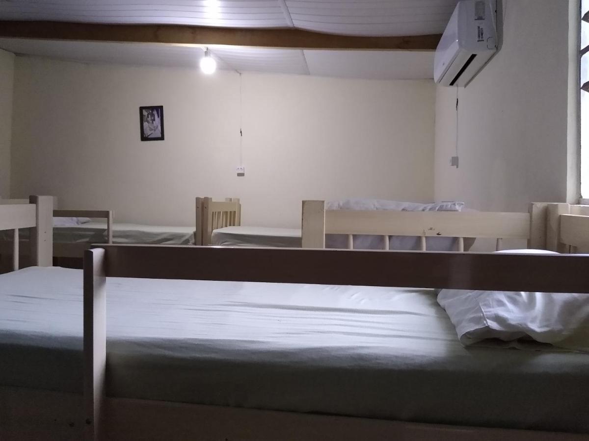 Hospedagem Santa Gertrudes Comensoli Cachoeira Paulista Exterior foto